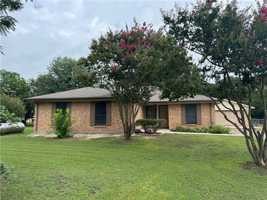 featured image of 1509 Bluebonnet Drive #1509