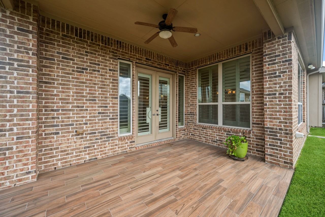 18626 Luna Cove Lane #18626 - Photo 4 of 29