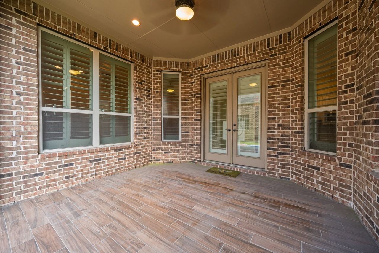 18626 Luna Cove Lane #18626 - Photo 5 of 29