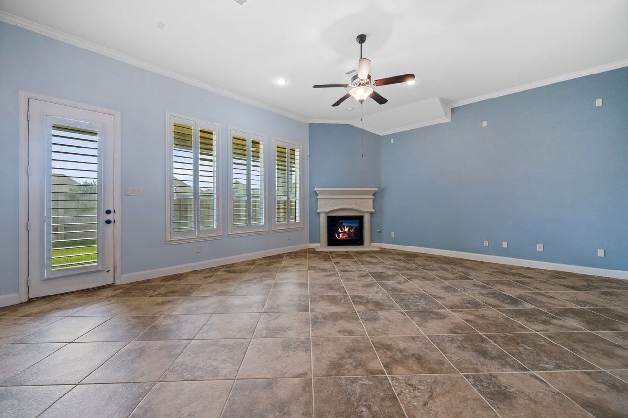 18630 Luna Cove Lane #18630 - Photo 5 of 29