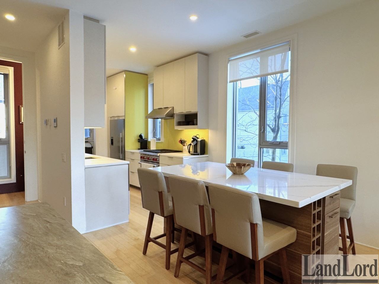 15 Cummings St #TH1 - Photo 4 of 28