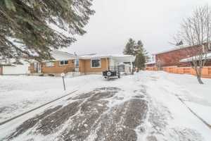 featured image of 2608 Woodlawn Avenue