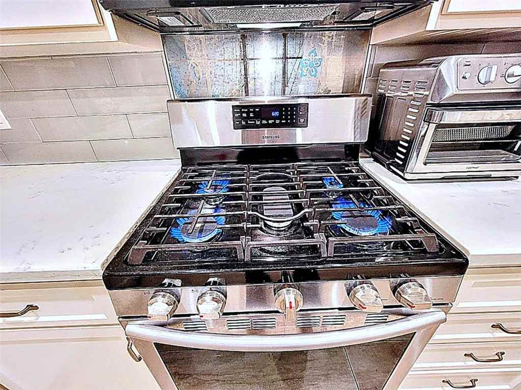 28506 Barbosa #28506 - Photo 7 of 50