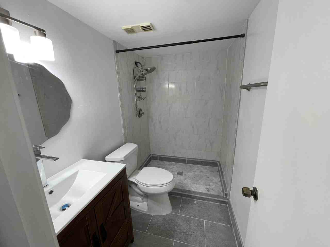 2372 Northwest 39th Avenue #2372 - Photo 4 of 15