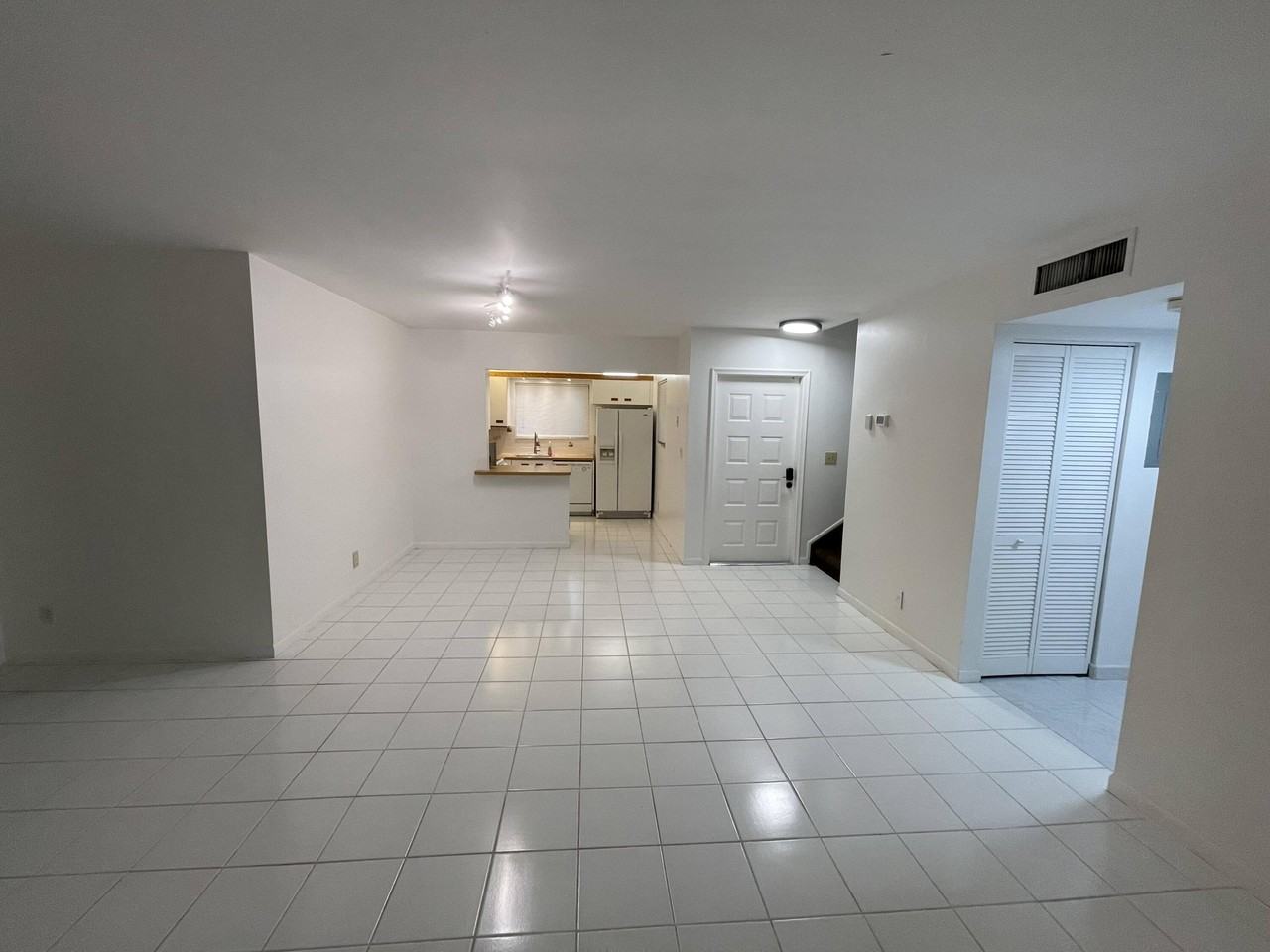 2372 Northwest 39th Avenue #2372 - Photo 7 of 15