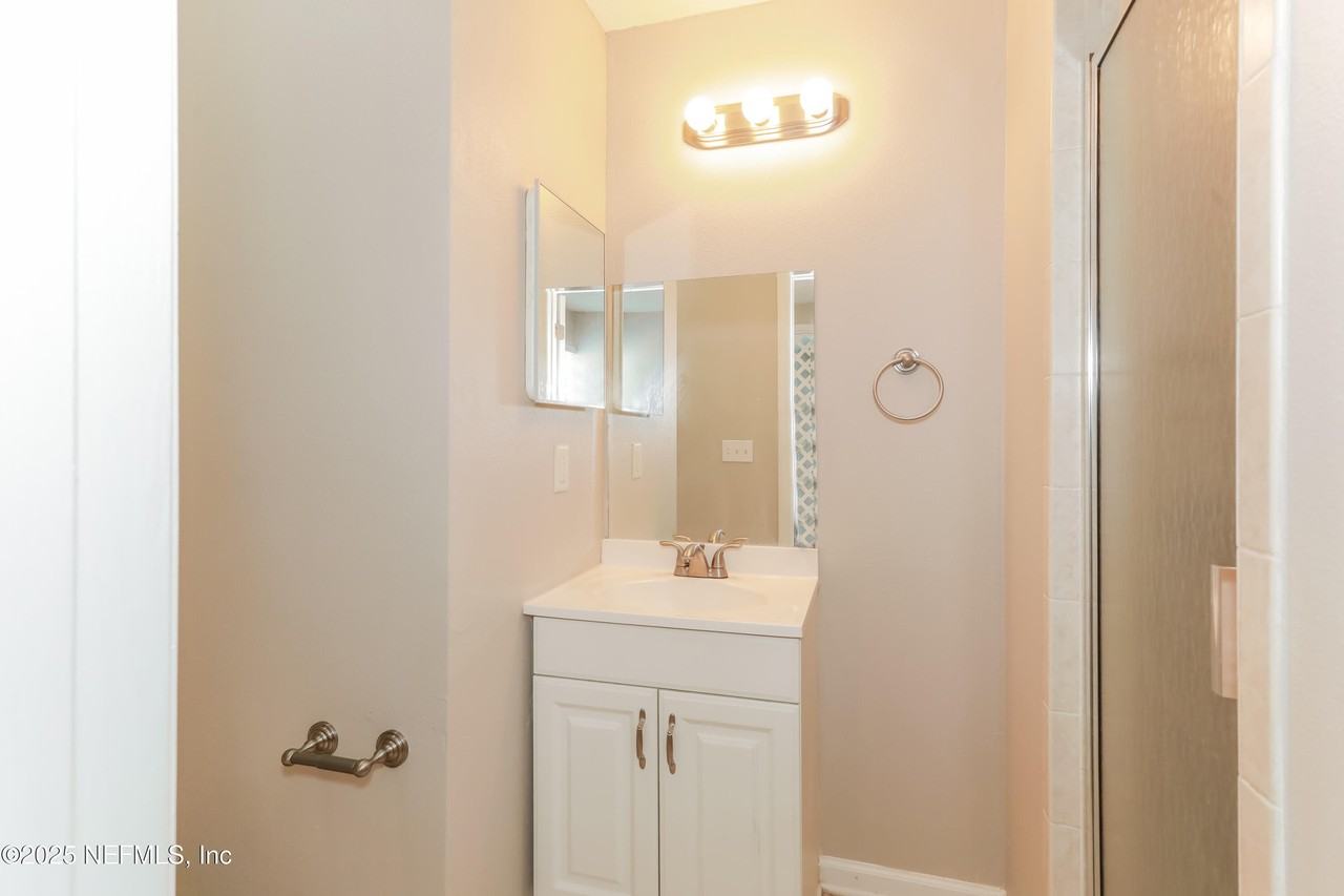 7453 Amandas Crossing Drive North #7453