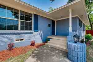 featured image of 1715 Pratt Street #1715