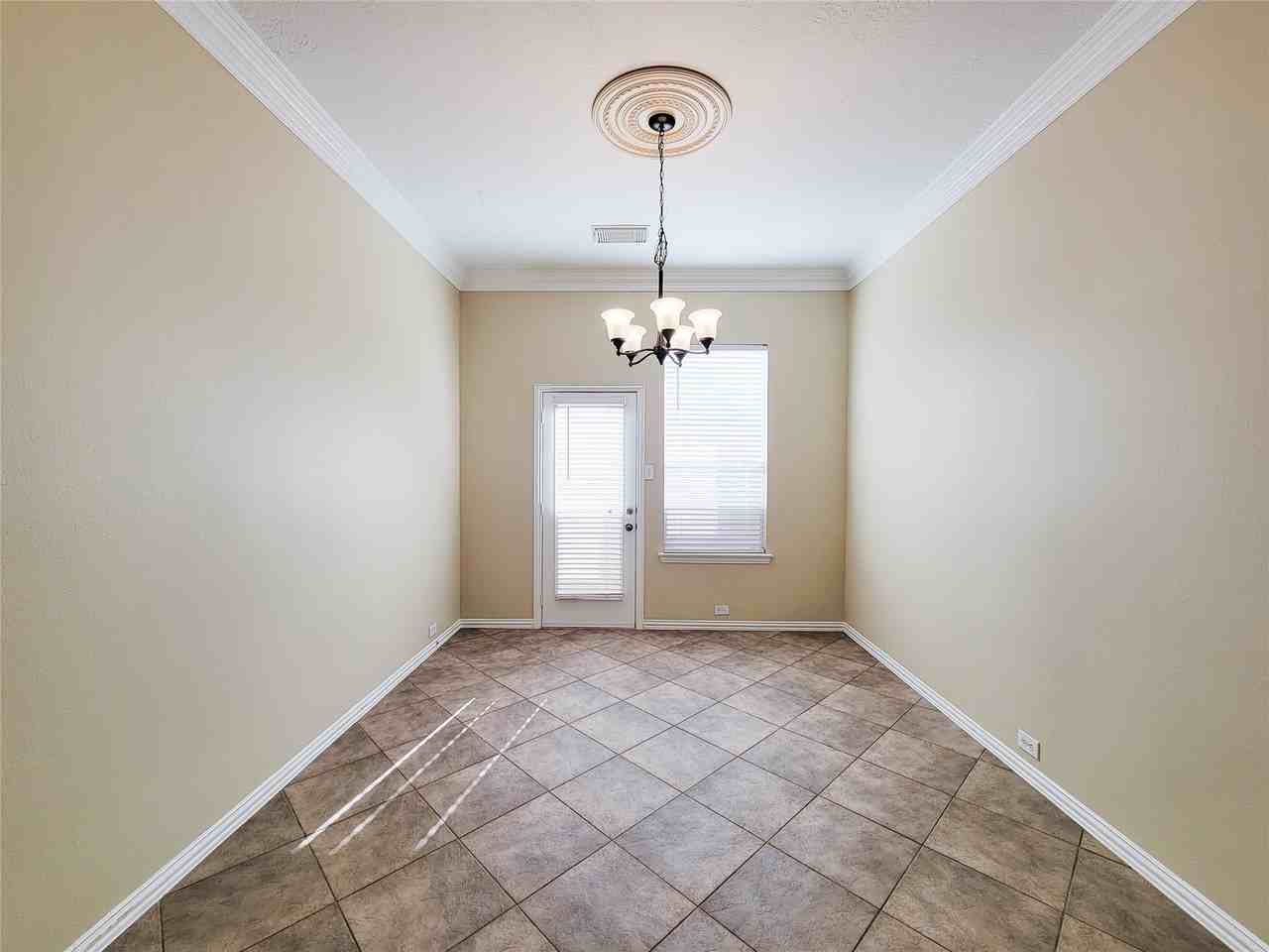14322 Darmera Court #14322 - Photo 4 of 43