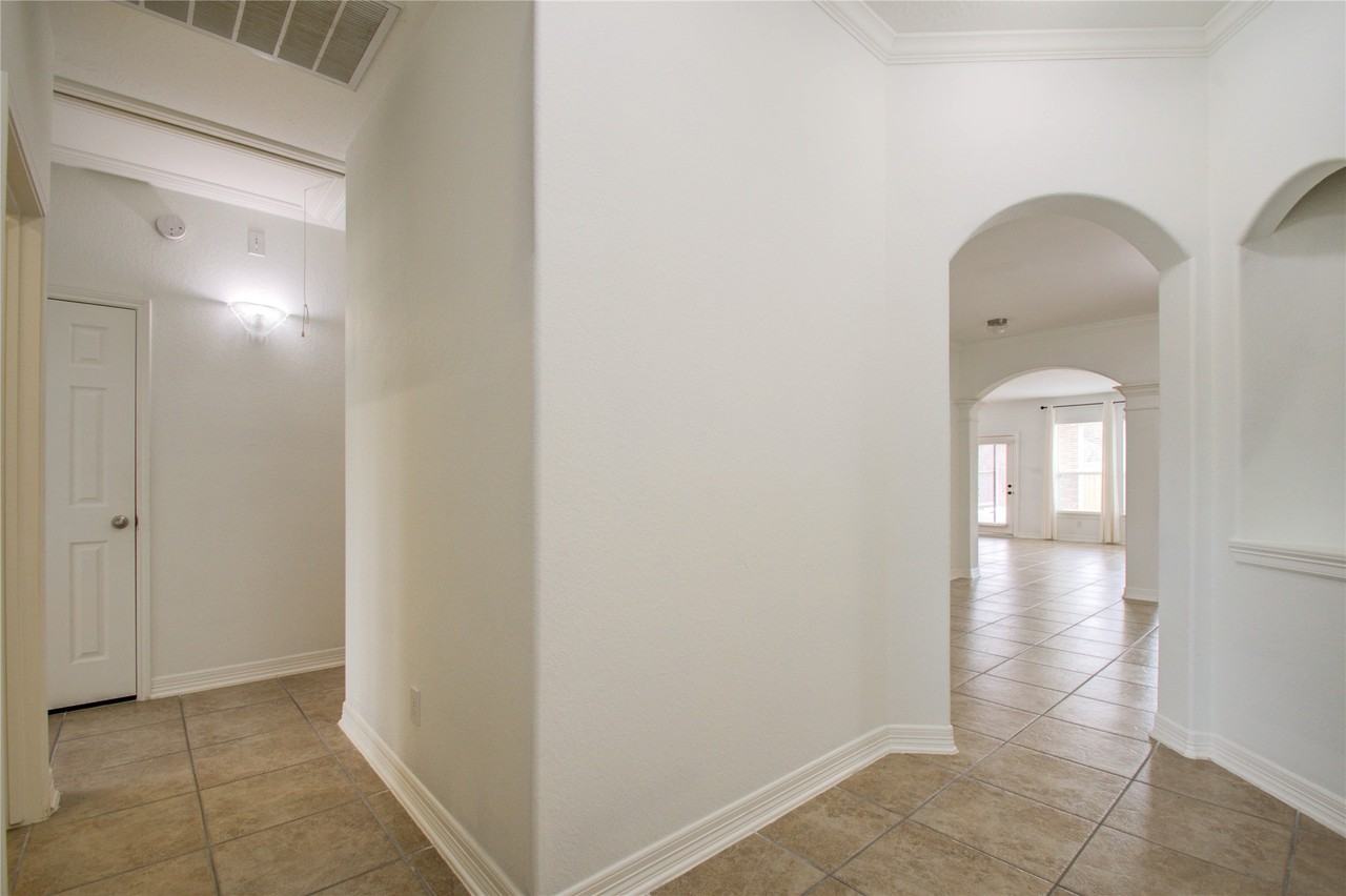 18103 Double Bay Road #18103 - Photo 5 of 39