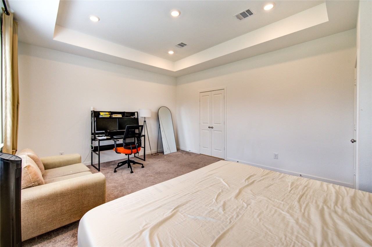 9727 Arrigoni Creek Dr #9727 - Photo 6 of 26