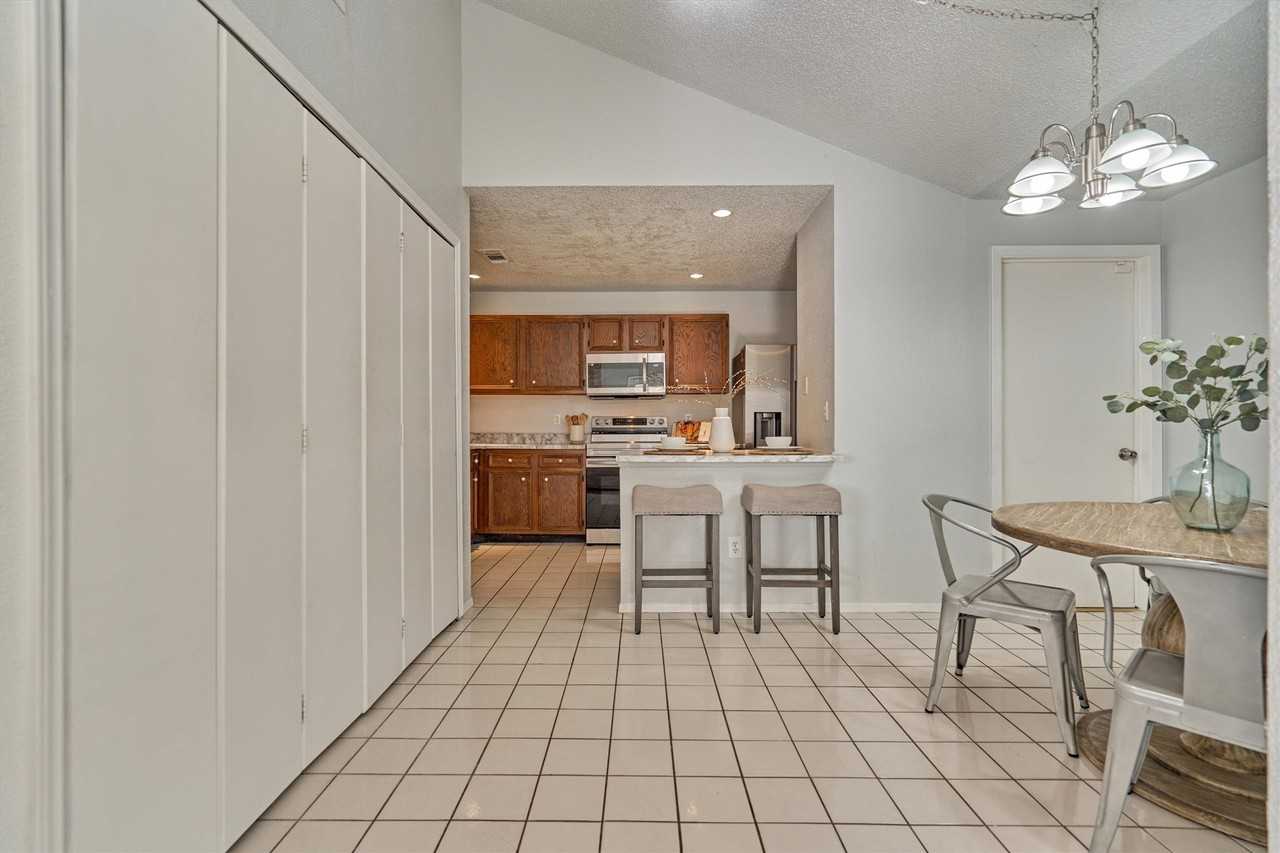 23419 Summer Pine Drive #23419 - Photo 5 of 37