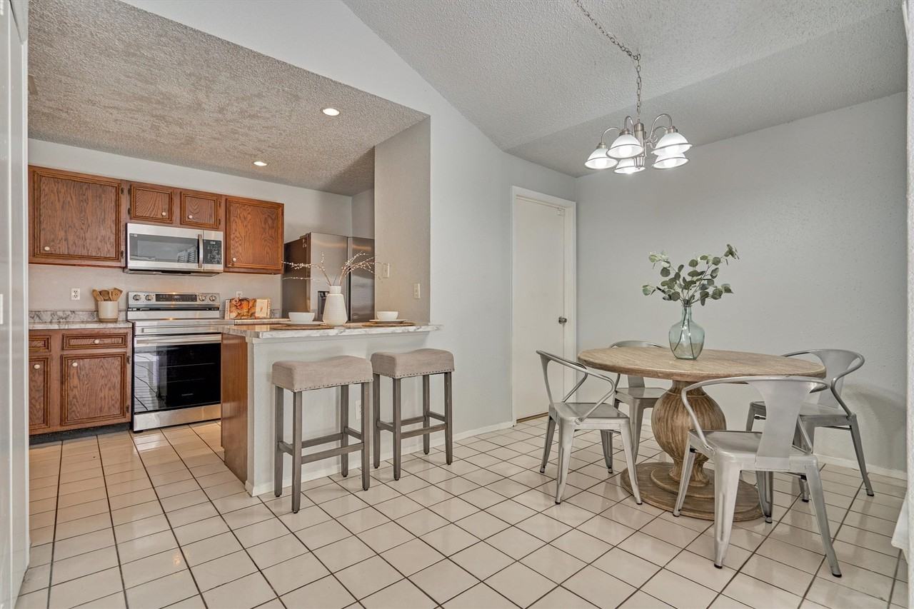 23419 Summer Pine Drive #23419 - Photo 6 of 37