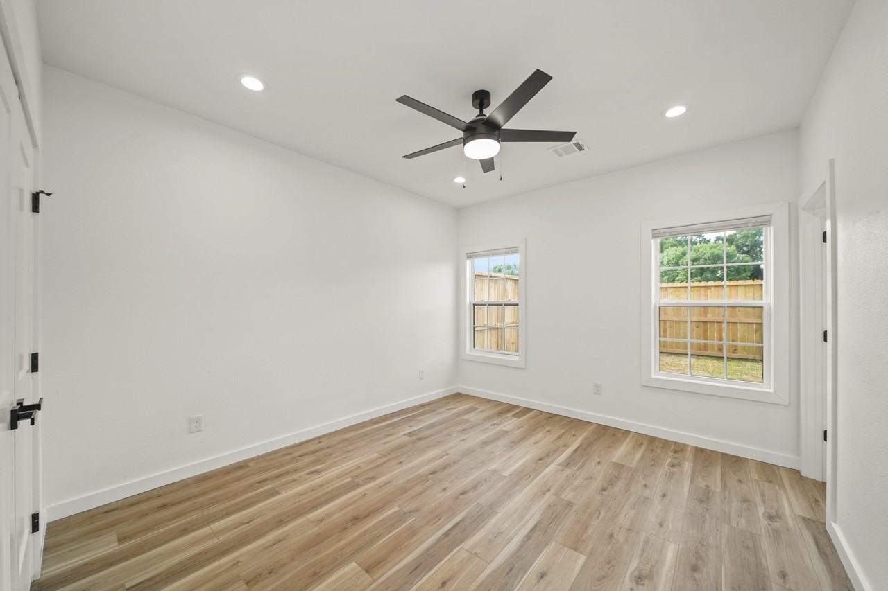 6206 Lyndhurst Drive #6206AB - Photo 3 of 14