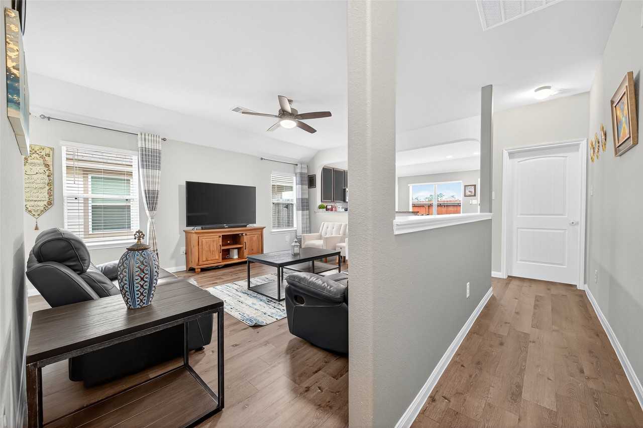 4915 Purple Wisteria Lane #4915 - Photo 2 of 39