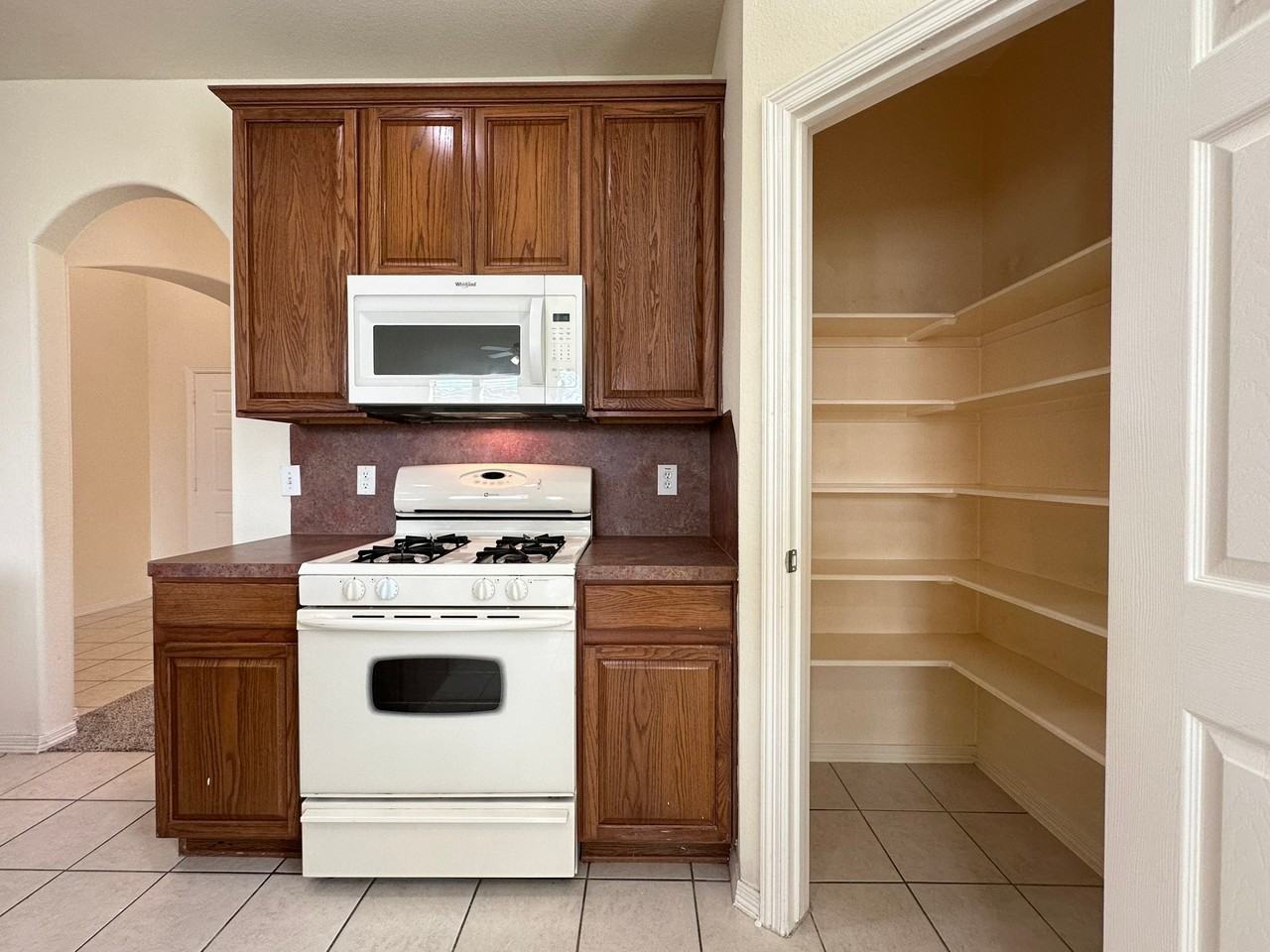 2211 Highland Crossing Drive #2211 - Photo 5 of 24