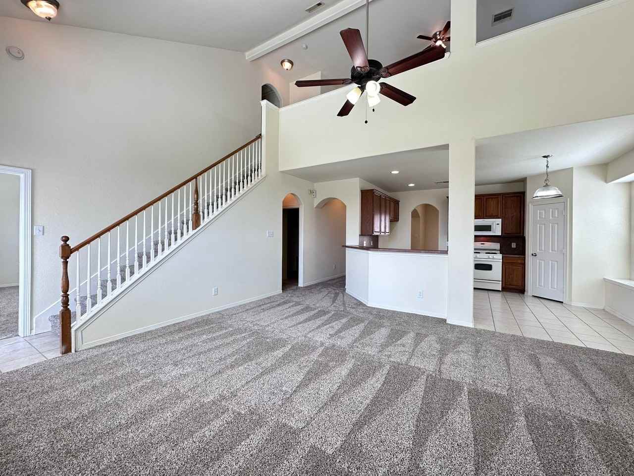 2211 Highland Crossing Drive #2211 - Photo 6 of 24