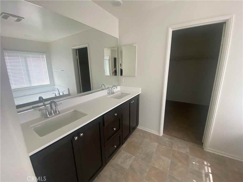 13014 Wood Hill Street #13014 - Photo 6 of 14