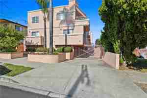 featured image of 874 West 3rd Street #874