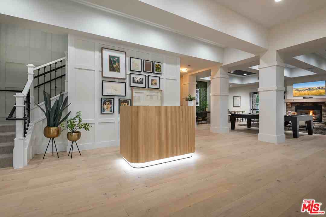 1901 North Buena Vista Street #1901-3203 - Photo 2 of 19