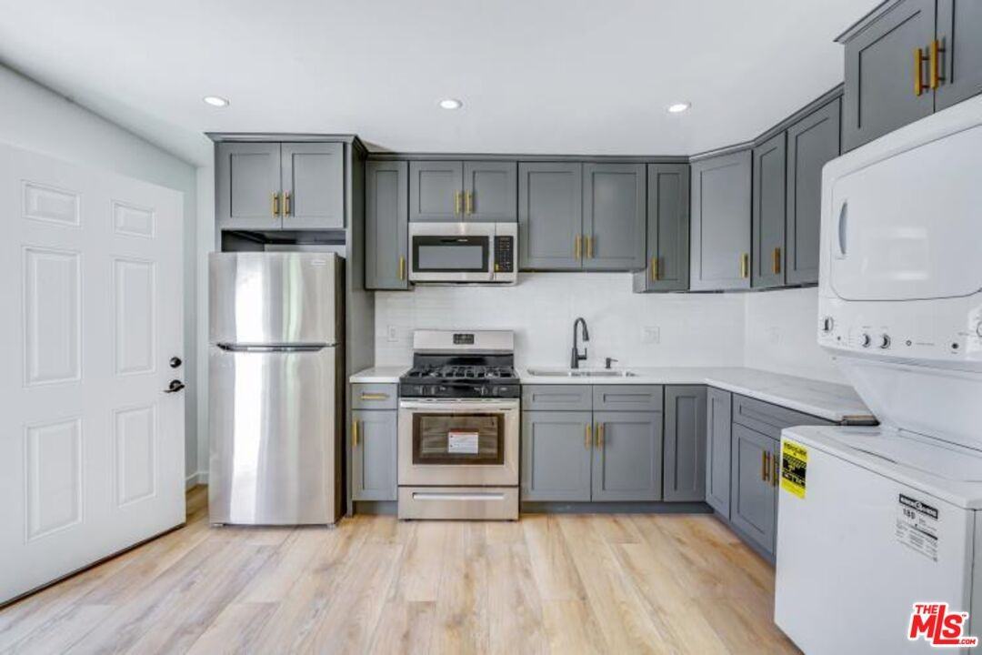 19924 Welby Way #19924 - Photo 2 of 30