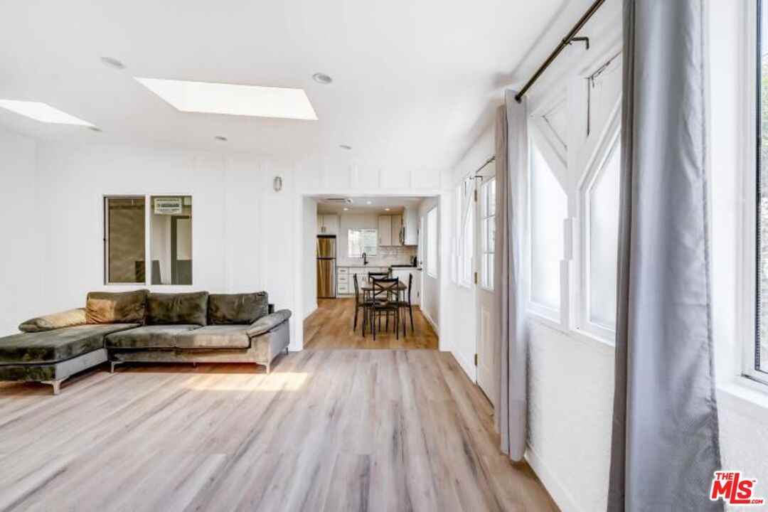 19924 Welby Way #19924 - Photo 6 of 30