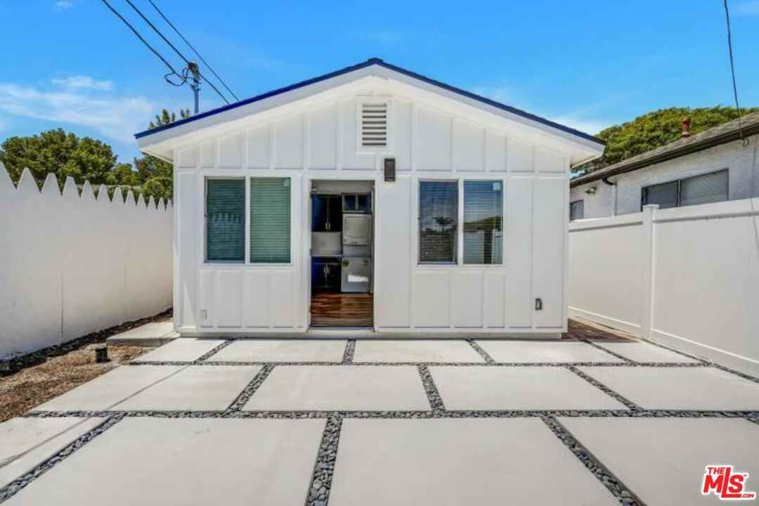 19924 Welby Way #19924 - Photo 7 of 30