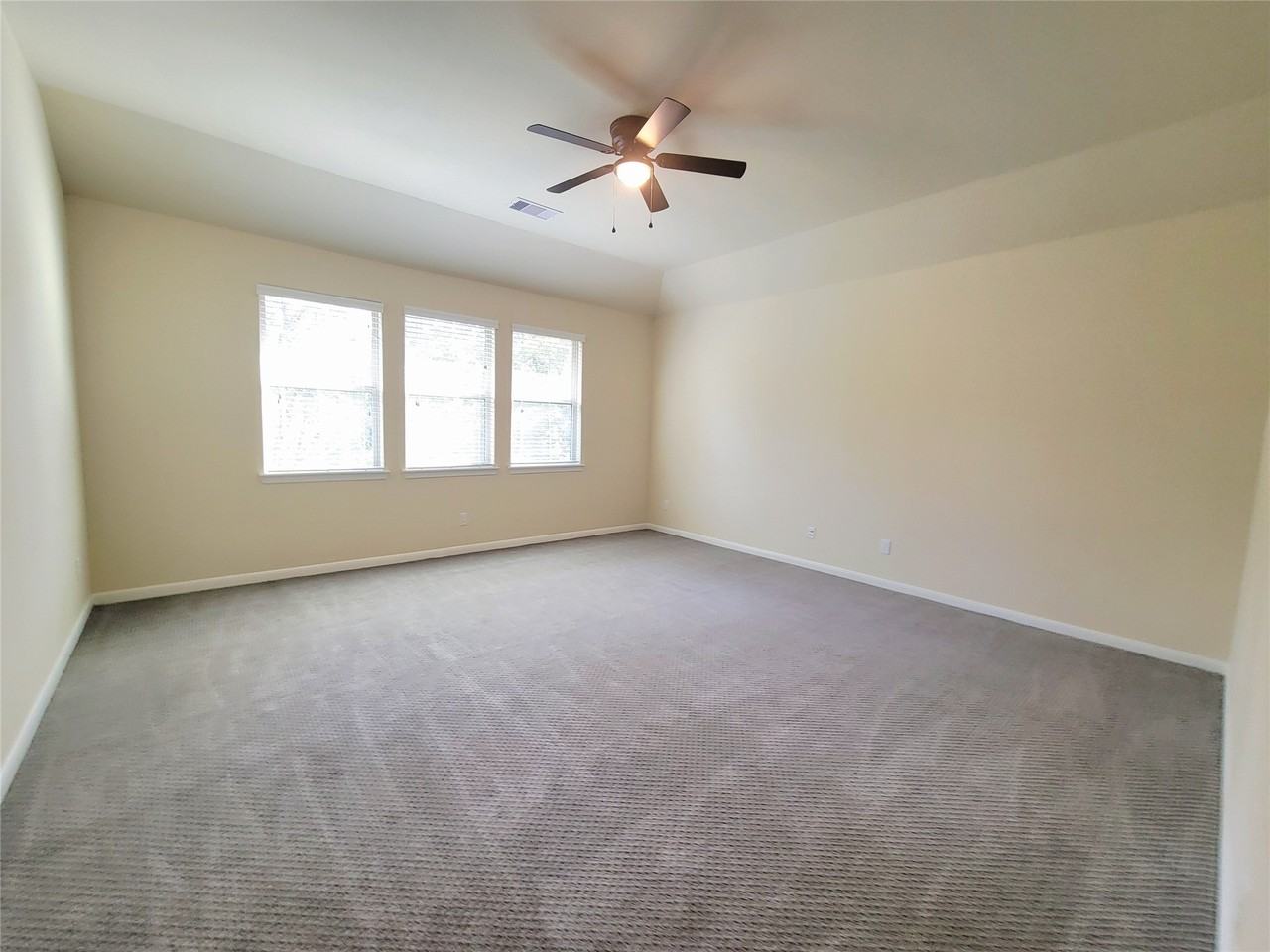 5822 Crawford Hill Lane #5822 - Photo 5 of 14