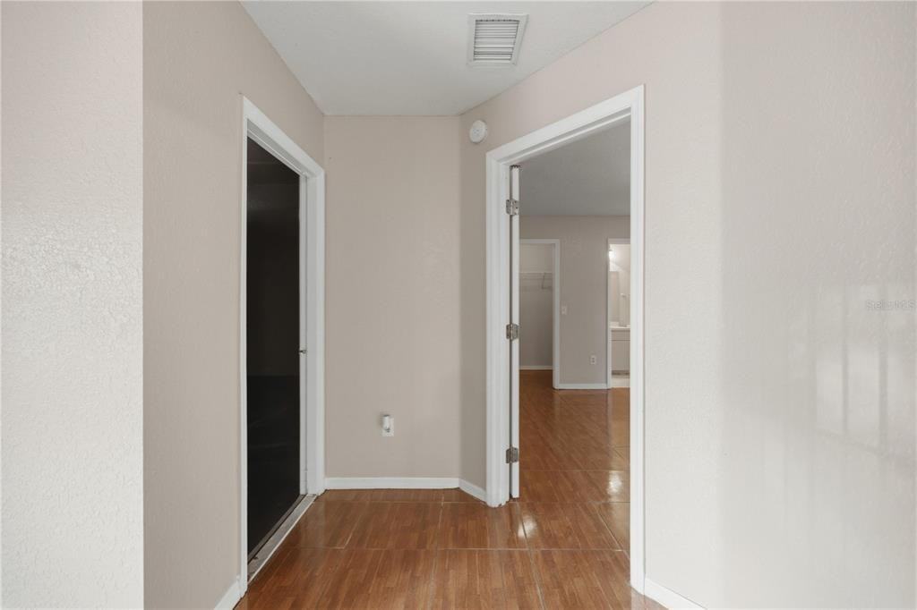 14 Cedar Tree Terrace #14 - Photo 4 of 32