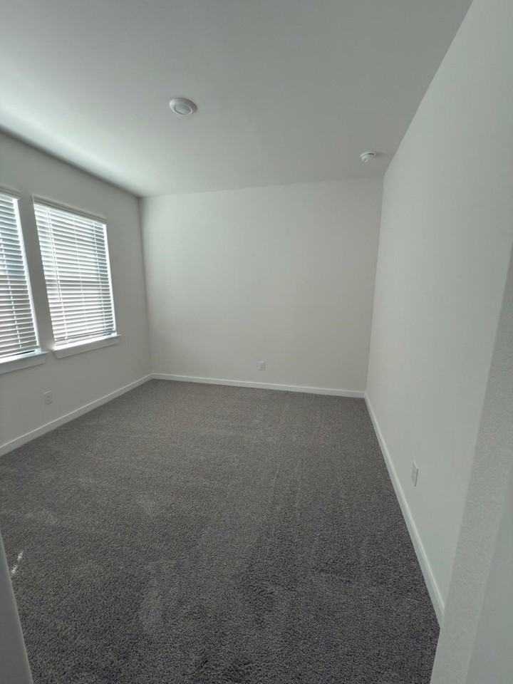 3244 Loam Lane #3244 - Photo 5 of 20