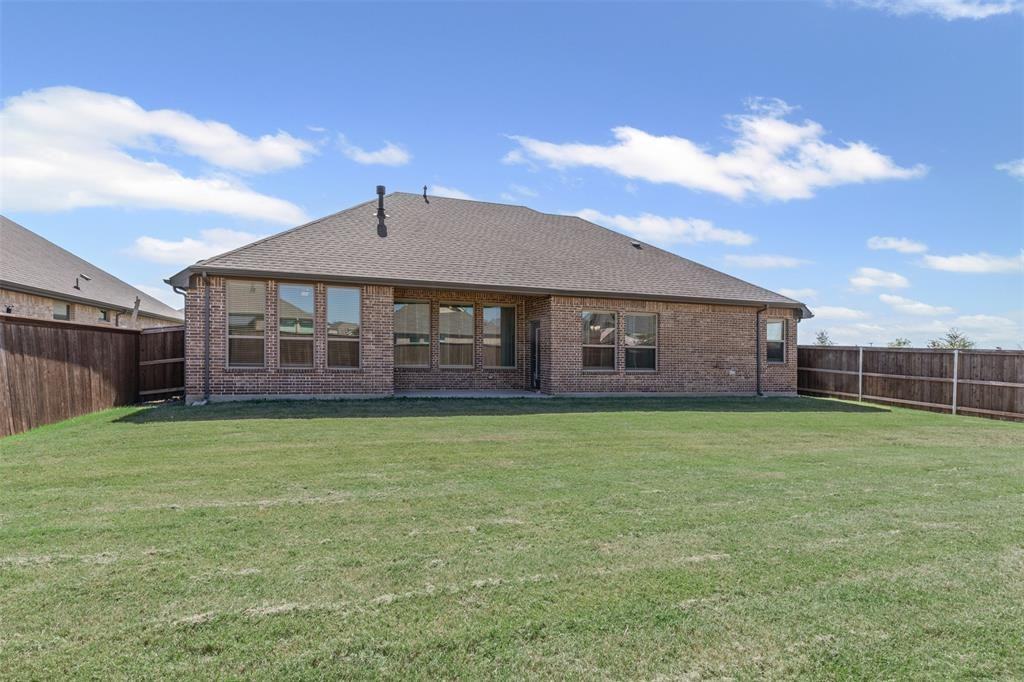 701 Lemmon Lane #701 - Photo 5 of 29