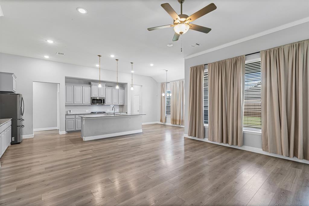 701 Lemmon Lane #701 - Photo 6 of 29