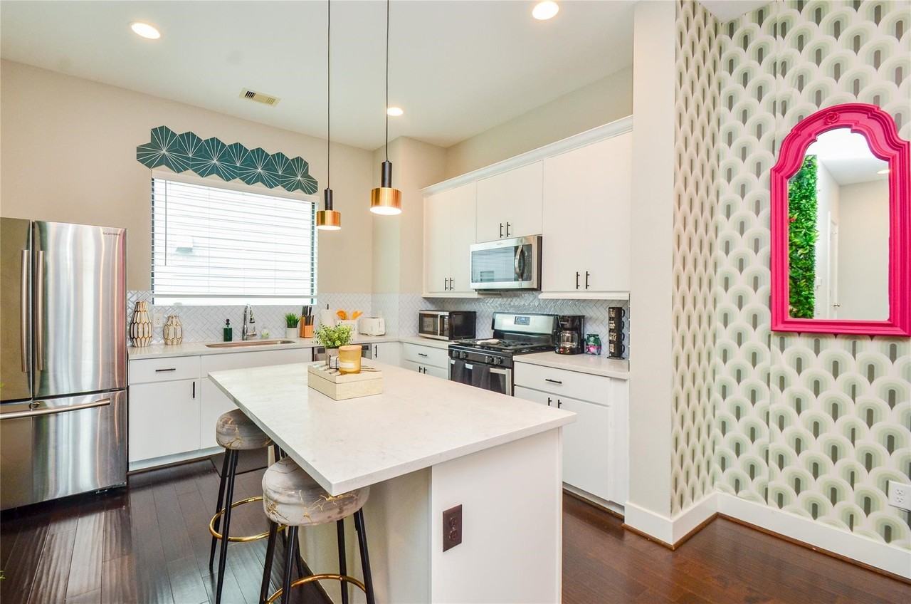 3804 Leeland Street #3804 - Photo 3 of 31