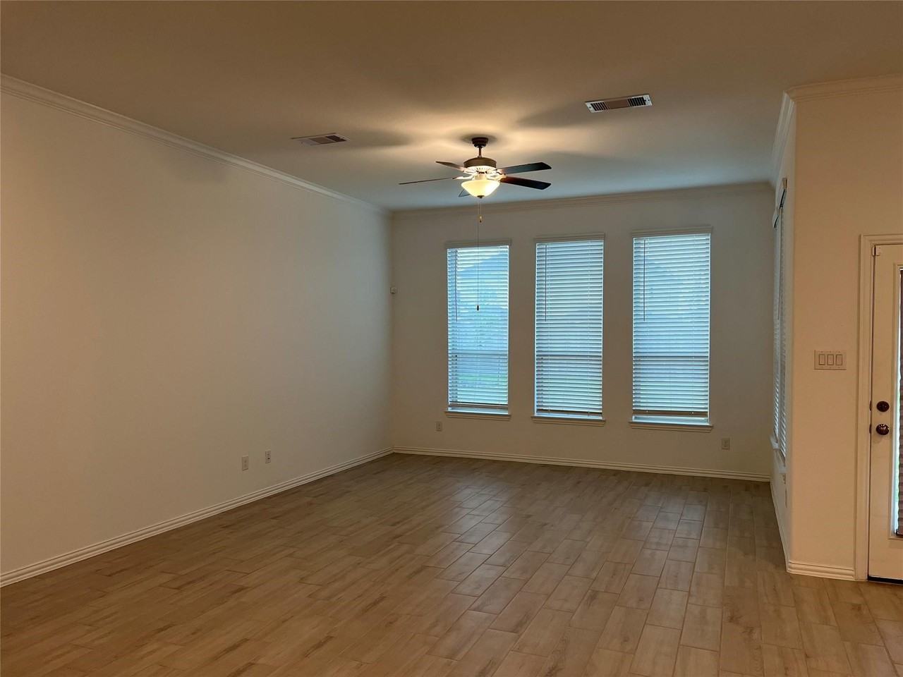 21015 Morning Nectar Lane #21015 - Photo 5 of 34