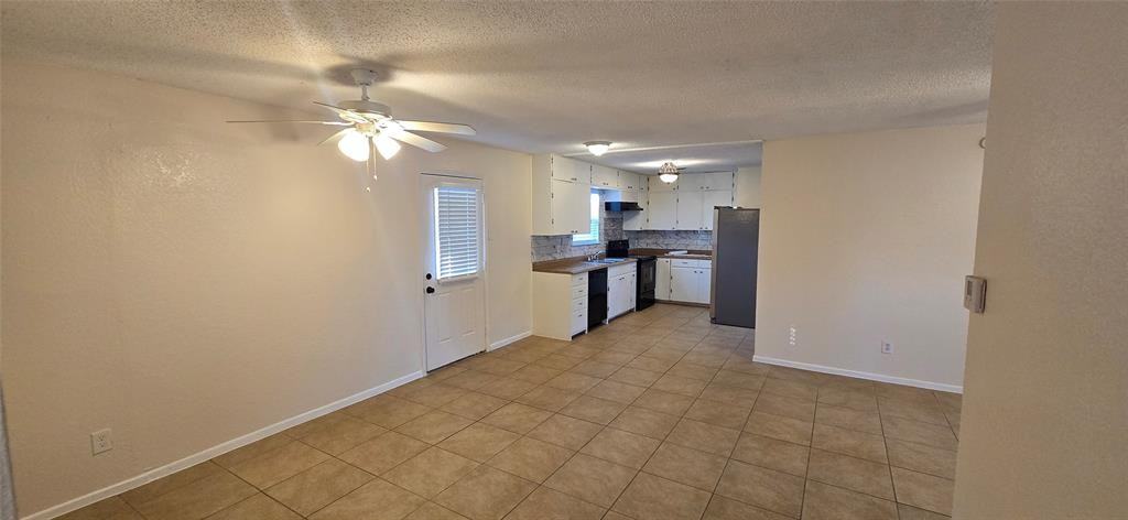 1729 Sherrye Dr #1729 - Photo 2 of 18