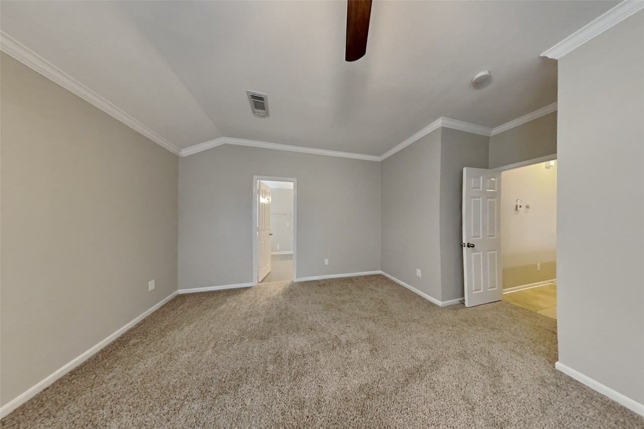 16519 Cypress Thicket Dr #16519 - Photo 7 of 20