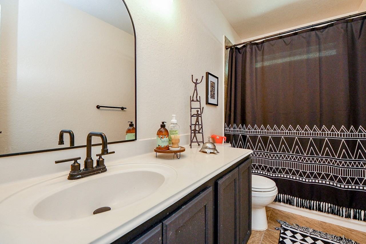 15462 Signal Ridge Way #15462 - Photo 7 of 35