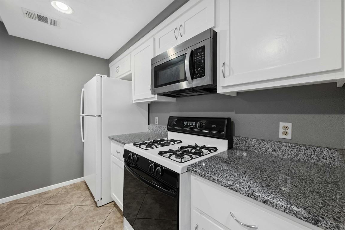 1904 Goodrich Avenue #1904-4 - Photo 6 of 31