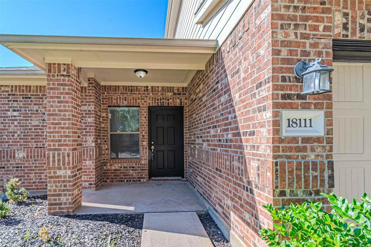 18111 Hillock Glen Lane #18111 - Photo 2 of 42