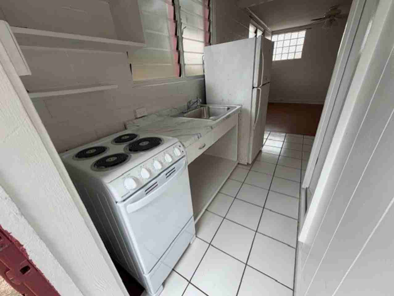 1917 Algaroba St. - Photo 7 of 20