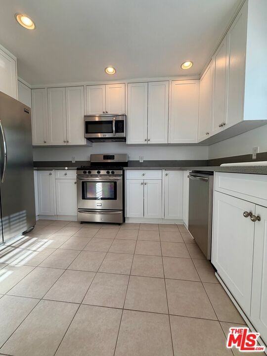 2517 20th Street #2517C - Photo 2 of 15