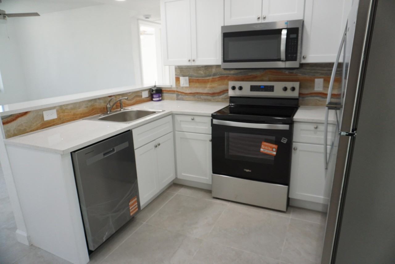 957 Lewis Dr #957 - Photo 6 of 14