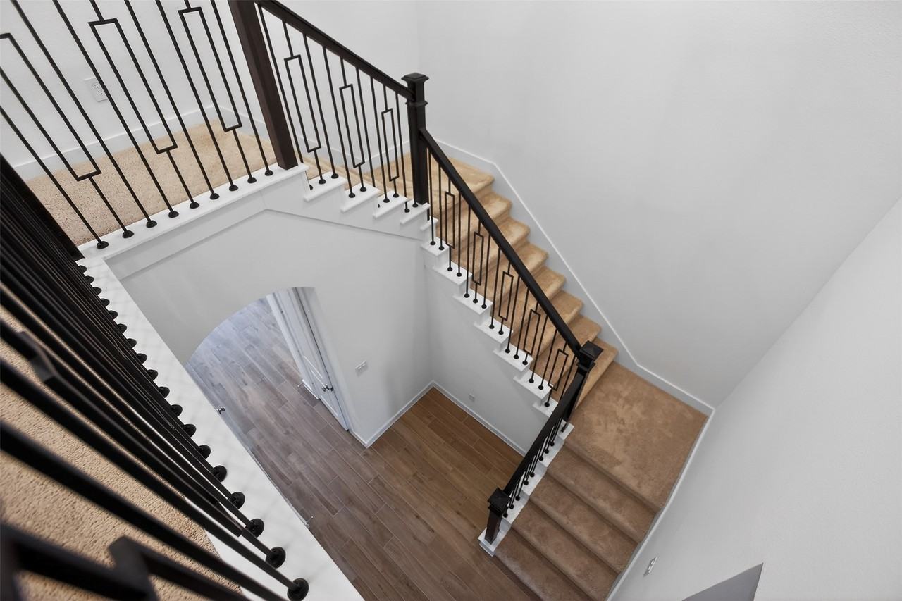 16607 Lake Austin Street #16607 - Photo 6 of 50