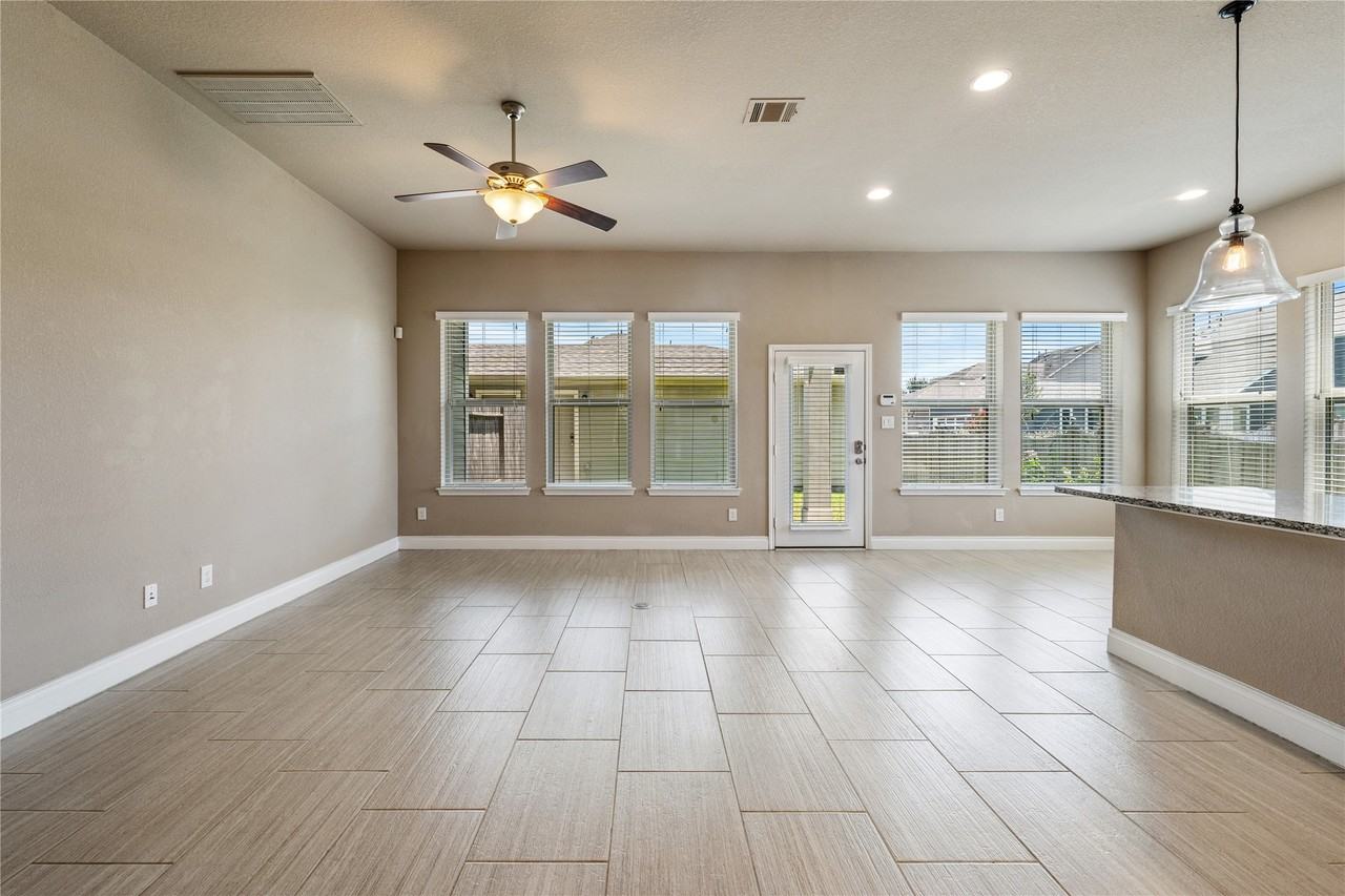 16910 Canosa Drive #16910 - Photo 3 of 20