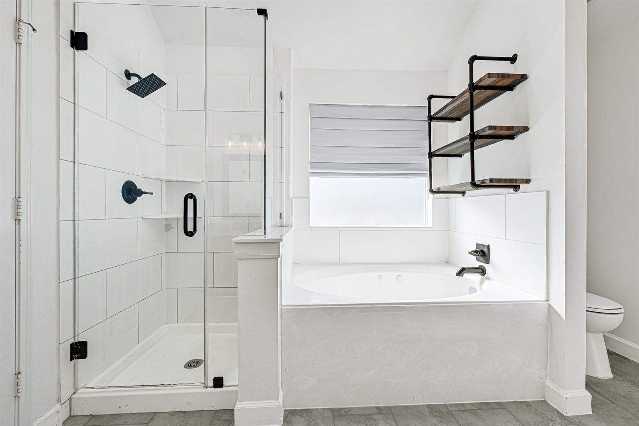 16502 Barker Ranch Court #16502 - Photo 4 of 21