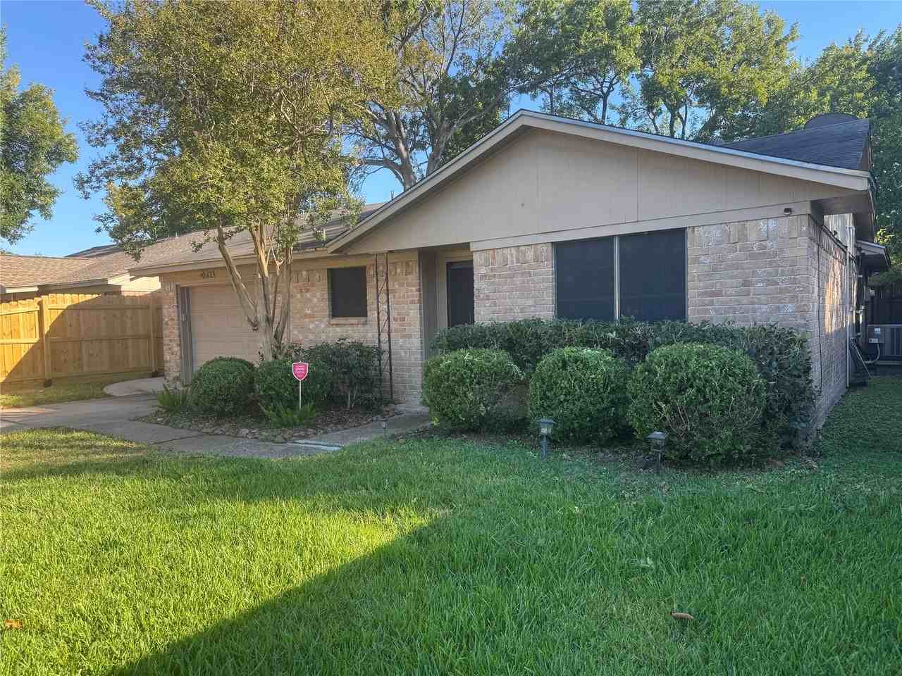 2423 20th Avenue North #2423 - Photo 3 of 23