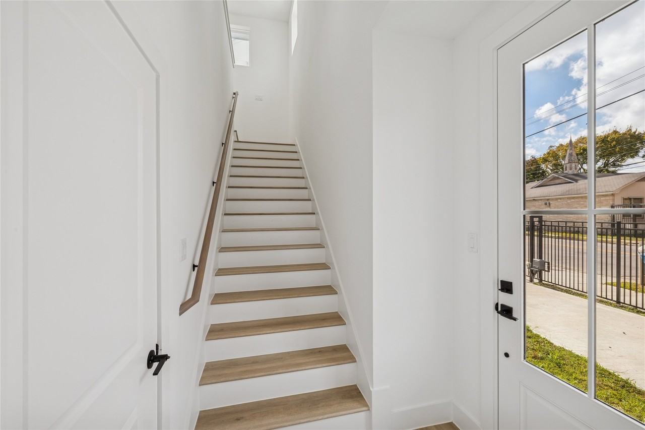 113 Milby Street #113B - Photo 2 of 20