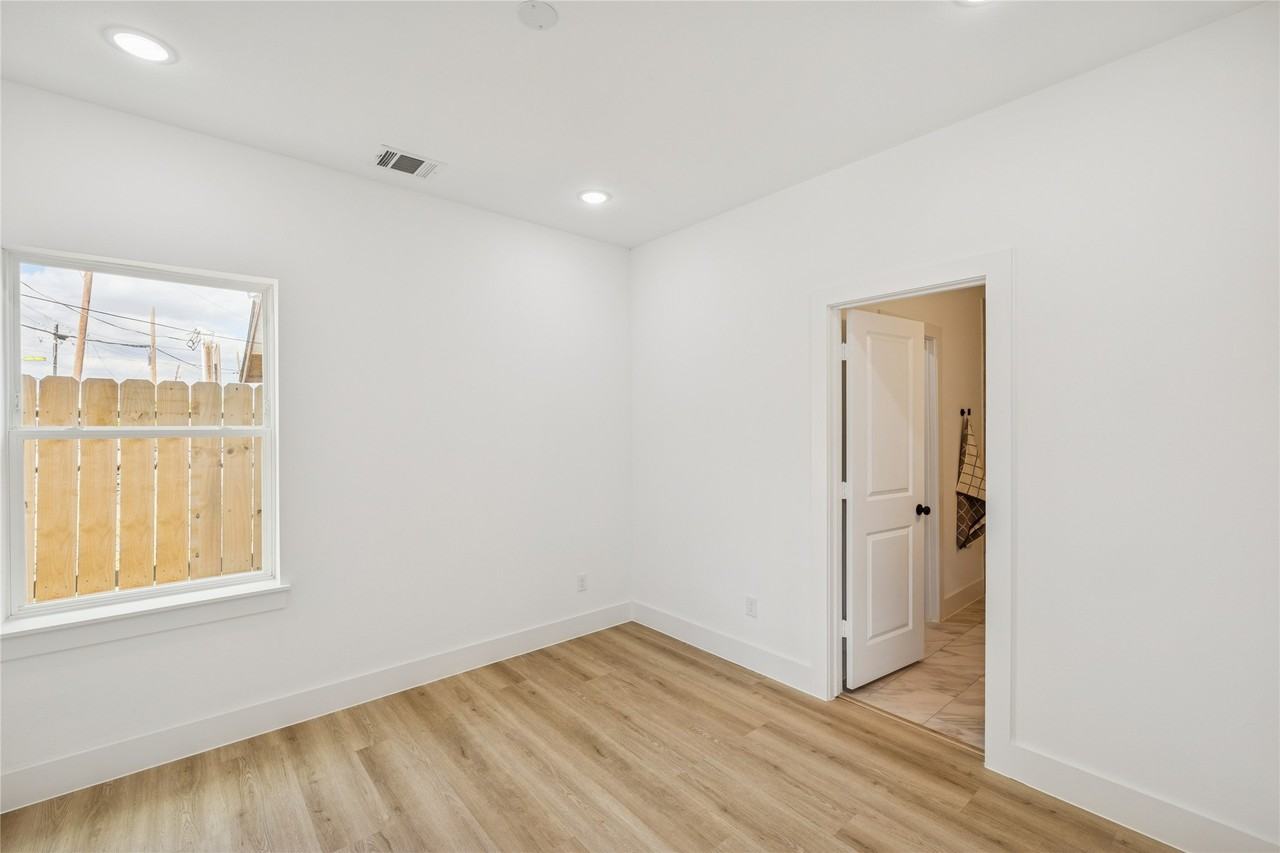 113 Milby Street #113B - Photo 6 of 20