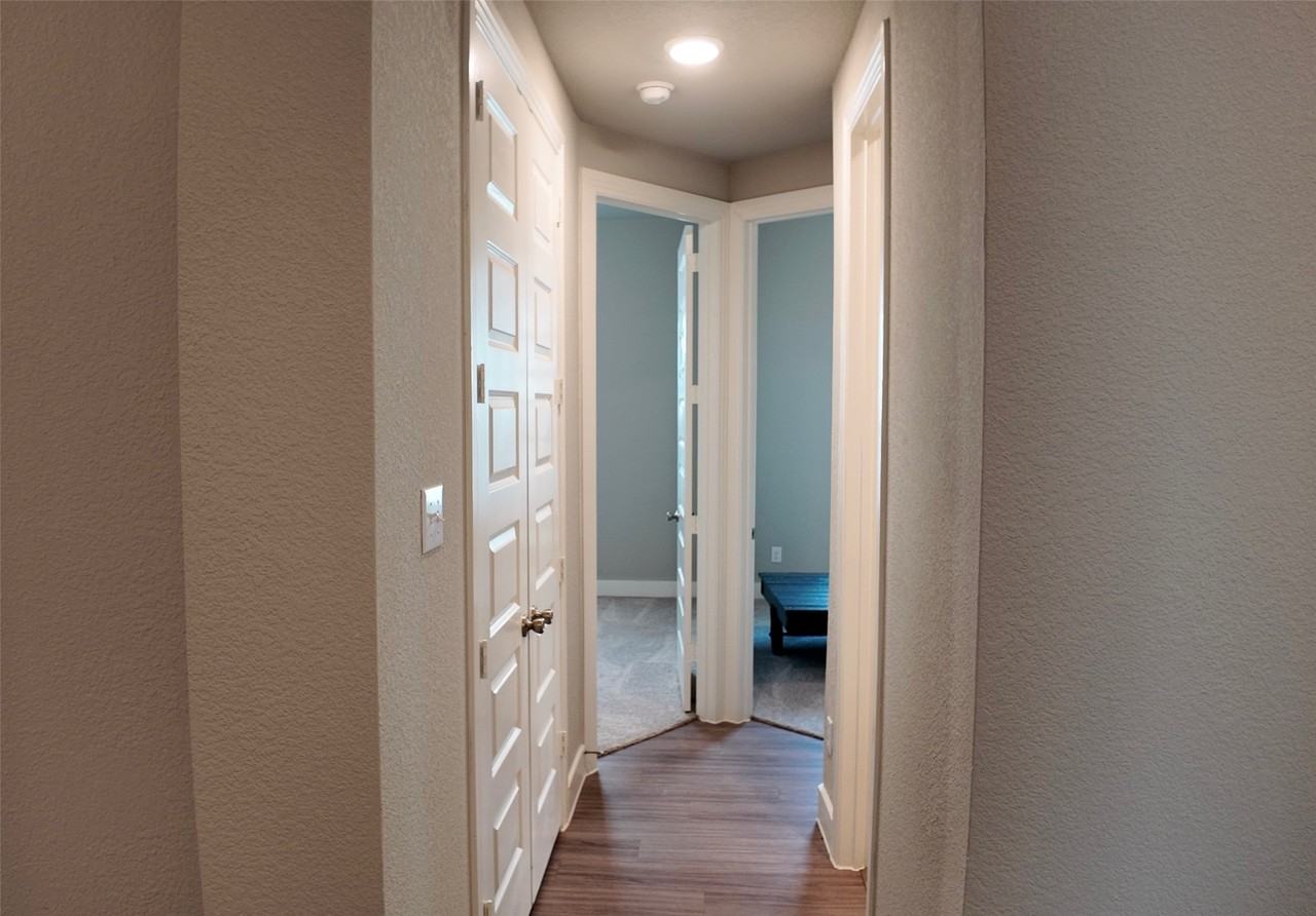 512 Brockwell Bend #512 - Photo 7 of 35