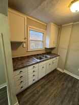 1024 Leslie St - Photo 1 of 1