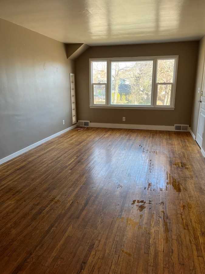 217 West Cass Street #2W - Photo 4 of 7